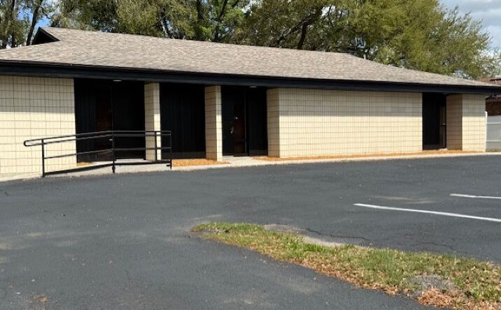 Pictures of Office property located at 2920 Winter Lake Rd, Lakeland, FL 33803 for sales - image #1