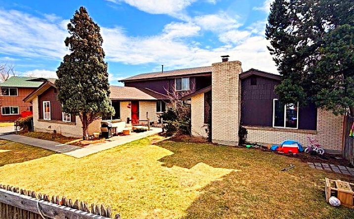 Pictures of Mixed Use, Multifamily property located at 9842 W 22nd Pl, Lakewood, CO 80215 for sales - image #1