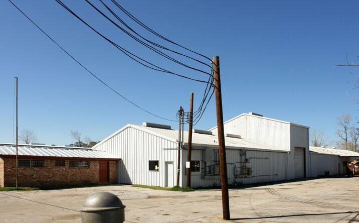 Pictures of Industrial property located at 3522 Pinemont Dr, Houston, TX 77018 for sales - image #1