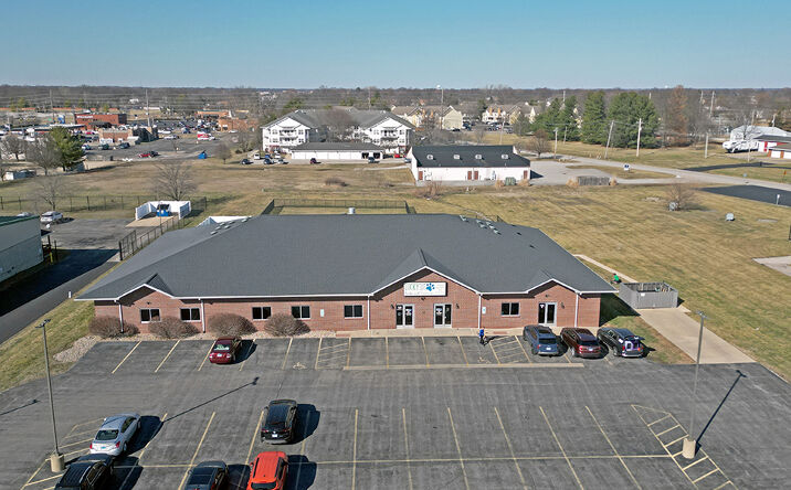 Pictures of Office, Retail property located at 129 Corporate Dr, Swansea, IL 62226 for sales - image #1