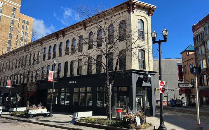 Pictures of Office property located at 40 Monroe Center St NW, Grand Rapids, MI 49503 for sales - image #1