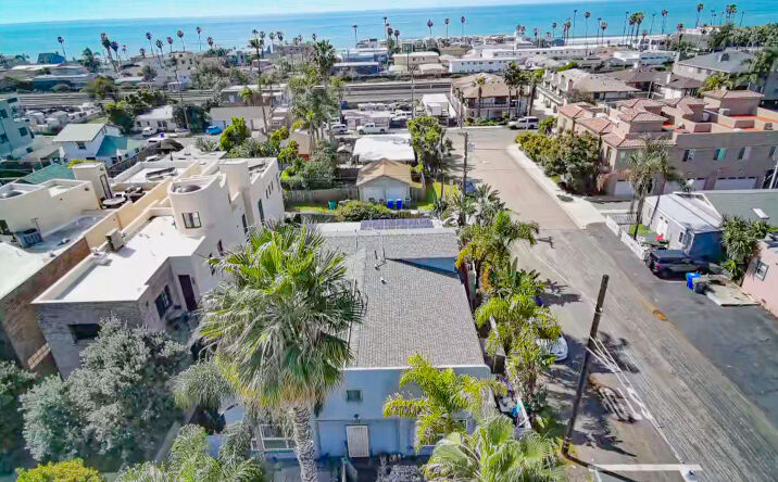 Pictures of Multifamily property located at 901 S Tremont St, Oceanside, CA 92054 for sales - image #1