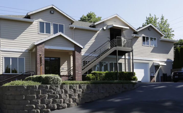 Pictures of Office property located at 11650 SW 67th Ave, Tigard, OR 97223 for sales - image #1