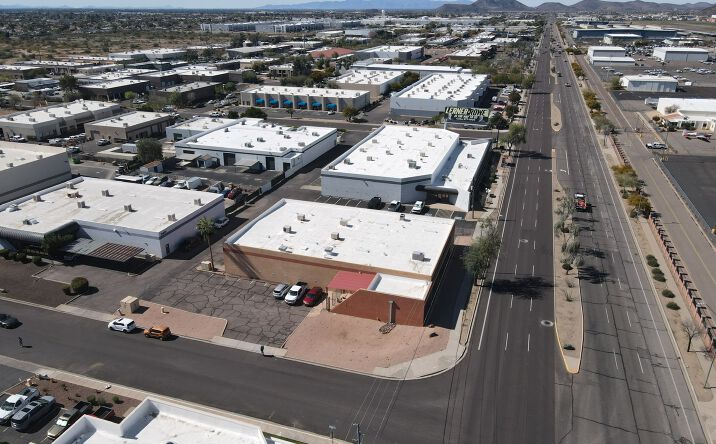 Pictures of Industrial property located at 205 W Deer Valley Rd, Phoenix, AZ 85027 for sales - image #1