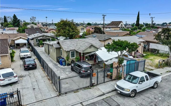 Pictures of Multifamily property located at 1020 S Mcbride, East Los Angeles, CA 90022 for sales - image #1