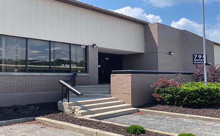 Pictures of Industrial property located at 795 Berdan Ave, Toledo, OH 43610 for sales - image #1