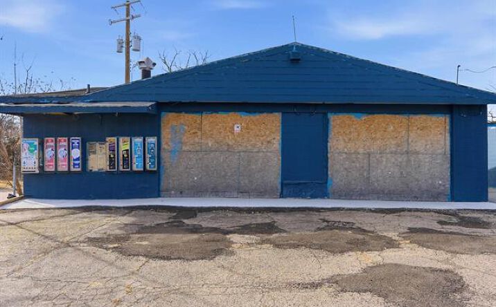 Pictures of Retail, Industrial, Special Purpose property located at 684 Auburn Avenue, Pontiac, MI 48342 for sales - image #1