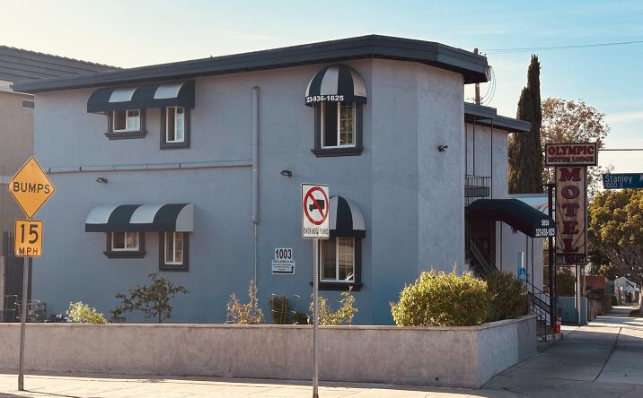 Pictures of Hospitality property located at 5850 W Olympic Blvd, Los Angeles, CA 90036 for sales - image #1