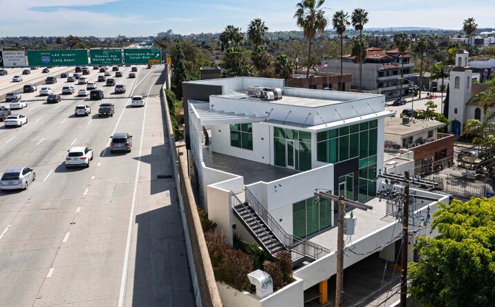 Pictures of Office property located at 11259 Washington Blvd, Culver City, CA 90230 for sales - image #1