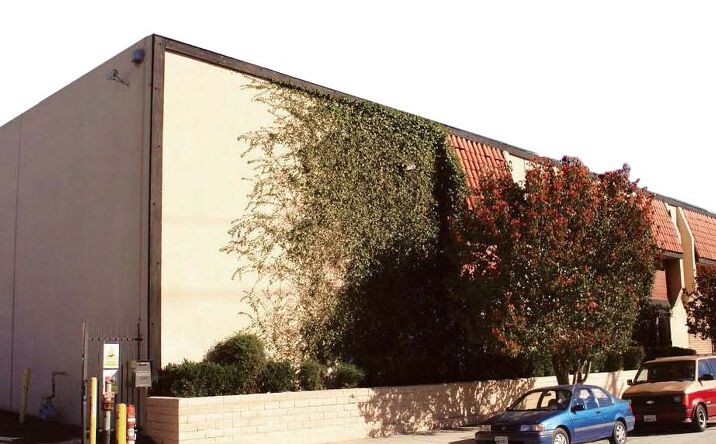 Pictures of Industrial property located at 10220 Norris Avenue, Los Angeles, CA 91331 for sales - image #1