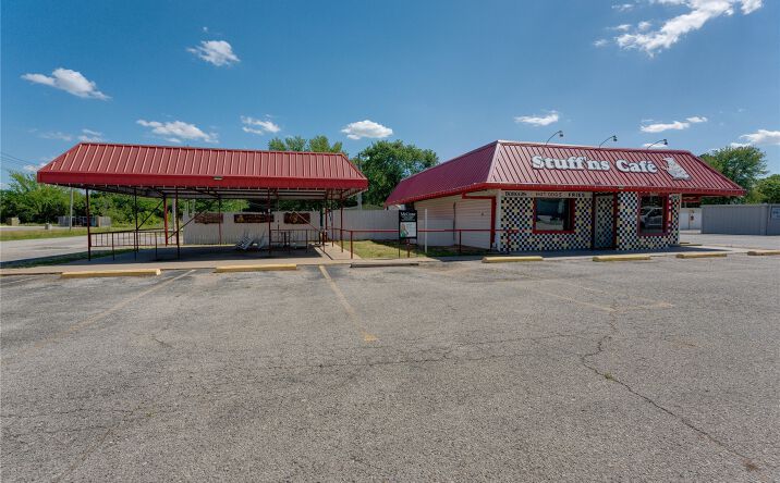 Pictures of Business for Sale property located at 293 Ketchum Boulevard, Ketchum, OK 74331 for sales - image #1