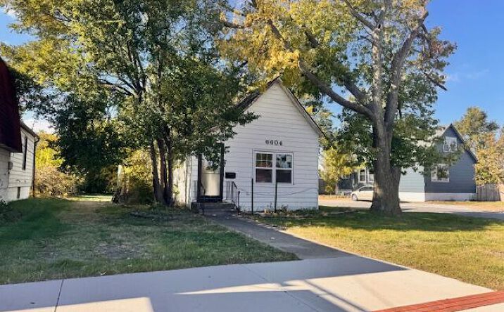 Pictures of Office, Retail property located at 6604 Kennedy Avenue 6606, Hammond, IN 46323 for sales - image #1