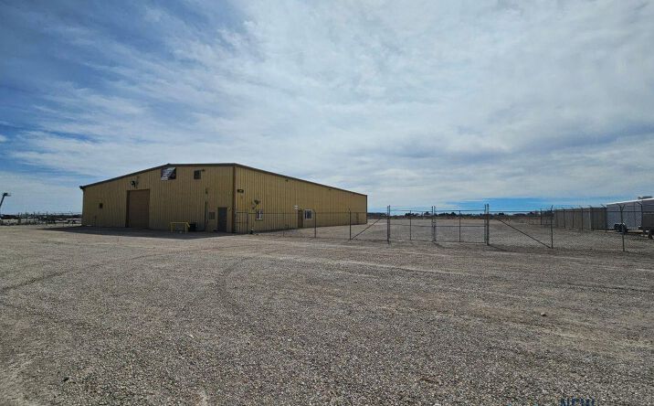 Pictures of Mixed Use, Industrial, Office, Retail property located at 4210 National Parks Highway, Carlsbad, NM 88220 for sales - image #1