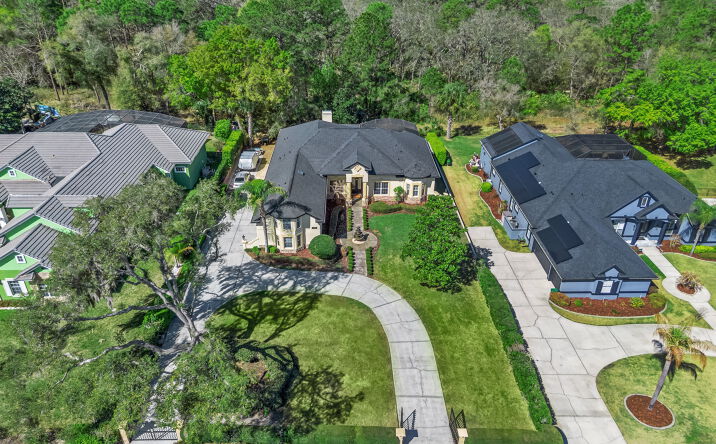 Pictures of Multifamily property located at 814 Miami Springs Dr, Longwood, FL 32779 for sales - image #1