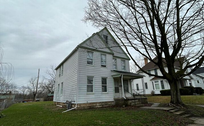 Pictures of Multifamily property located at 605 N Detroit Street, Bellefontaine, OH 43311 for sales - image #1