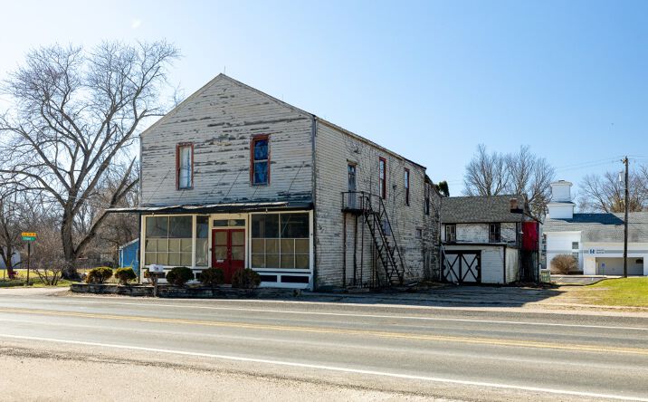 Pictures of Mixed Use, Office, Special Purpose property located at 10596 Hamburg Rd, Hamburg, MI 48139 for sales - image #1