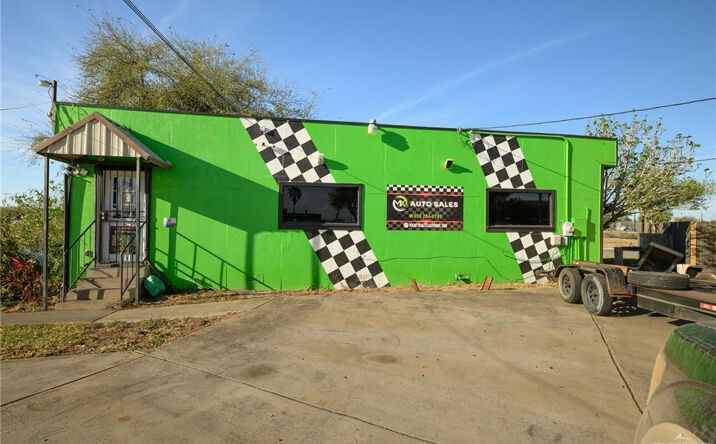 Pictures of Retail, Office property located at 570 Palm Street, San Benito, TX 78586 for sales - image #1