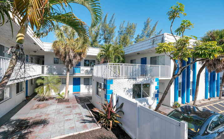Pictures of Multifamily property located at 999 Prospect Rd, Oakland Park, FL 33309, 1007 Prospect Road, Oakland Park, FL 33309 for sales - image #1