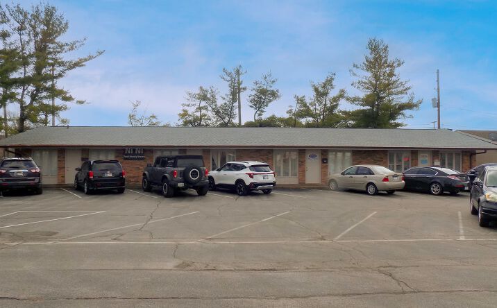 Pictures of Office, Retail property located at 8007 S Meridian St, Indianapolis, IN 46217 for sales - image #1