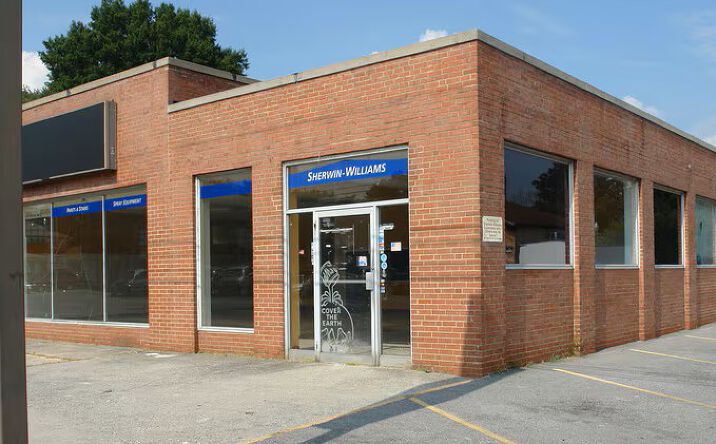 Pictures of Retail property located at 3653 Williamson Rd, Roanoke, VA 24012 for sales - image #1