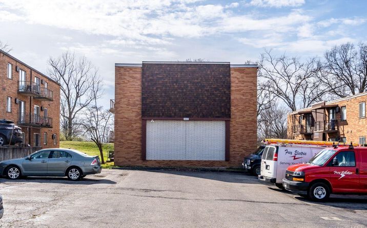 Pictures of Multifamily property located at 5617 Cheviot Rd, Cincinnati, OH 45247 for sales - image #1