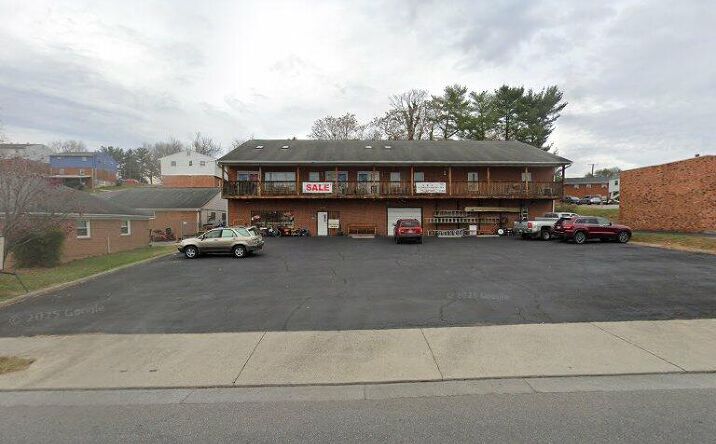Pictures of Mixed Use, Office, Retail property located at 310 W Virginia Ave, Vinton, VA 24179 for sales - image #1