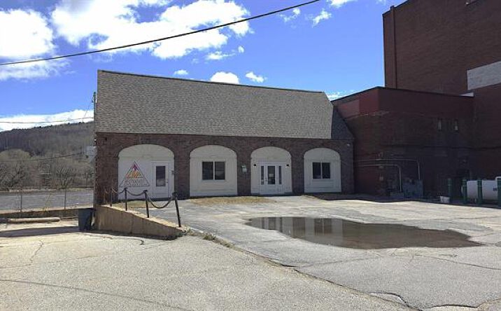 Pictures of Retail, Office, Mixed Use property located at 206 Main St, Berlin, NH 03570 for sales - image #1