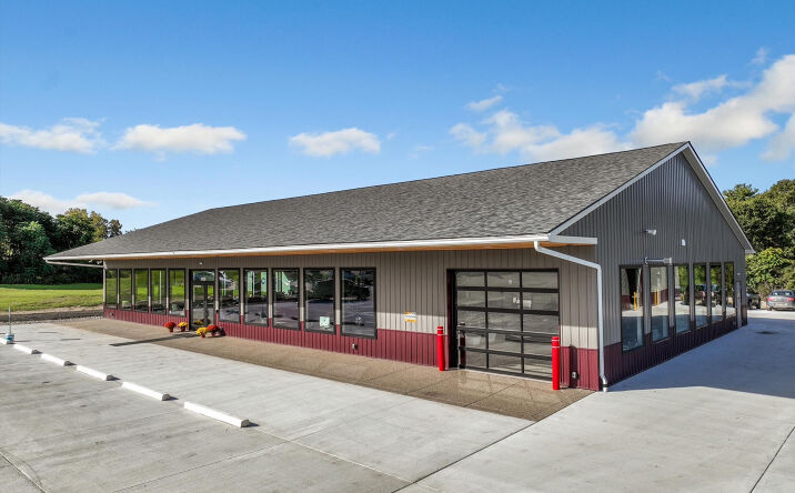 Pictures of Industrial, Retail property located at 3420 S Lapeer Rd, Metamora, MI 48455 for sales - image #1