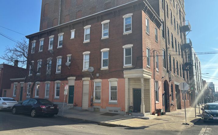 Pictures of Multifamily property located at 175 W Berks St, Philadelphia, PA 19122 for sales - image #1