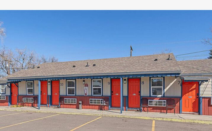 Pictures of Hospitality property located at 1524 Main St, Longmont, CO 80501 for sales - image #1
