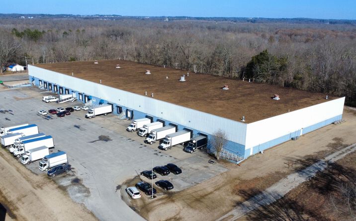 Pictures of Industrial property located at 225-231 Bobrick Dr, Jackson, TN 38301 for sales - image #1