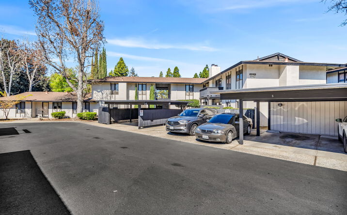Pictures of Multifamily property located at 1942 Desert Cir, Walnut Creek, CA 94598 for sales - image #1