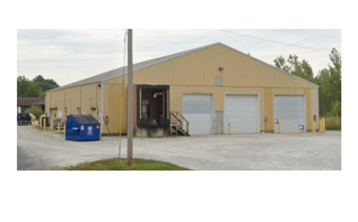 Pictures of Industrial property located at 704 W. 8th Street, Staunton, IL 62088 for sales - image #1