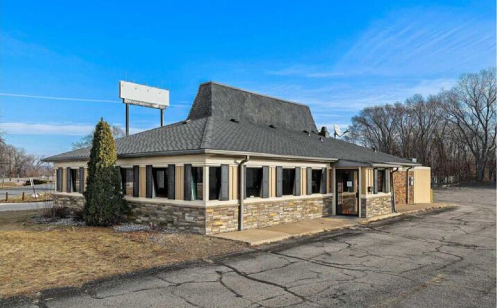 Pictures of Retail property located at 2212 Rose Street, La Crosse, La Crosse, WI 54603 for sales - image #1