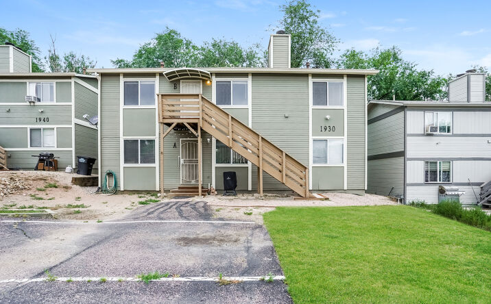 Pictures of Multifamily property located at 1930 W Yampa St, Colorado Springs, CO 80904 for sales - image #1