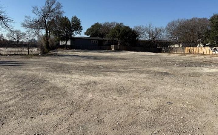 Pictures of Land property located at 4812 I-35, Austin, TX 78751 for sales - image #1