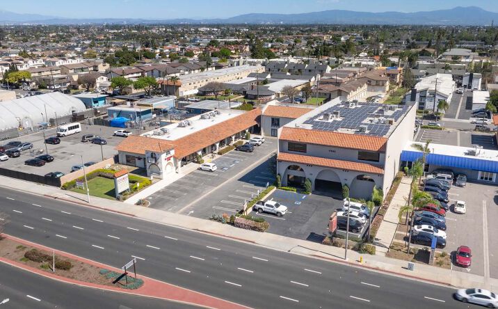 Pictures of Office property located at 17672-17682 Beach Blvd, Huntington Beach, CA 92647 for sales - image #1