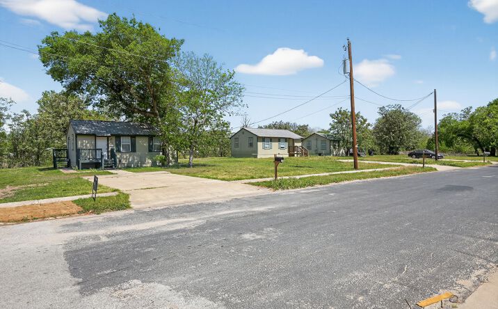 Pictures of Multifamily property located at 709 Bremser Ave, Killeen, TX 76541 for sales - image #1