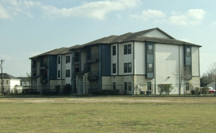 Pictures of Land, Multifamily, Office, Retail property located at 902 S Palm Court, Lot 1, Harlingen, TX 78552 for sales - image #1