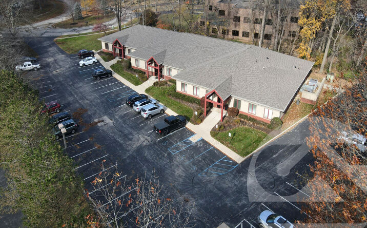 Pictures of Office property located at 3436 Granite Circle, Toledo, OH 43617 for sales - image #1
