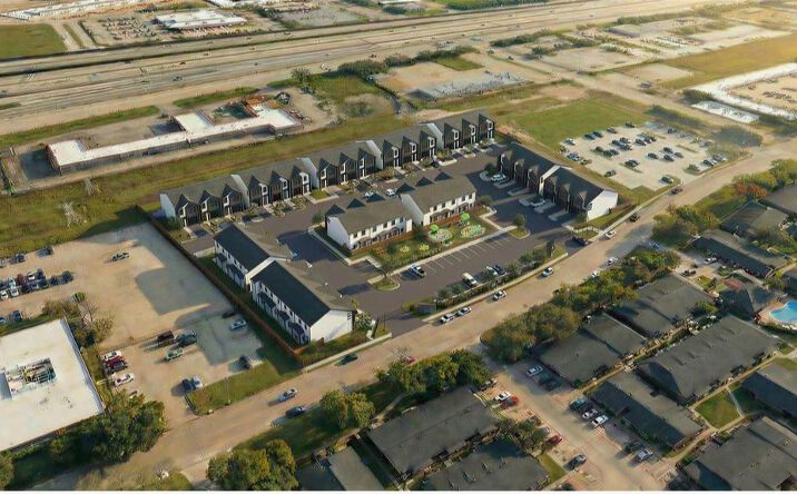 Pictures of Multifamily property located at 81 Northpoint Dr, Houston, TX 77060 for sales - image #1