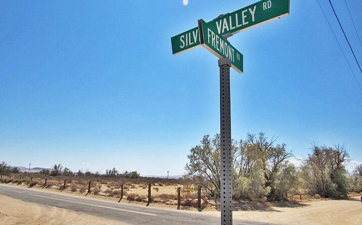 Pictures of Land property located at 0531-151-31-0000 Silver Valley, Newberry Springs, CA 92365 for sales - image #1