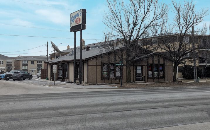 Pictures of Retail property located at 9401 Roberts Rd, Hickory Hills, IL 60457 for sales - image #1