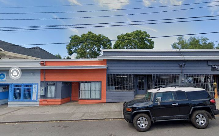 Pictures of Retail property located at 1537 SE Morrison St, Portland, OR 97214 for sales - image #1
