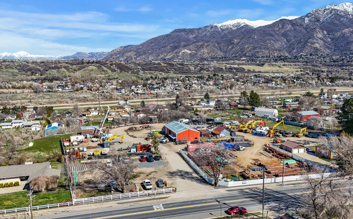Pictures of Land property located at 1458 E South Weber Dr, South Weber, UT 84405 for sales - image #1