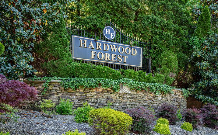Pictures of Land property located at 00 Hardwood Forest Drive, Louisville, KY, USA, Louisville, KY 40214 for sales - image #1