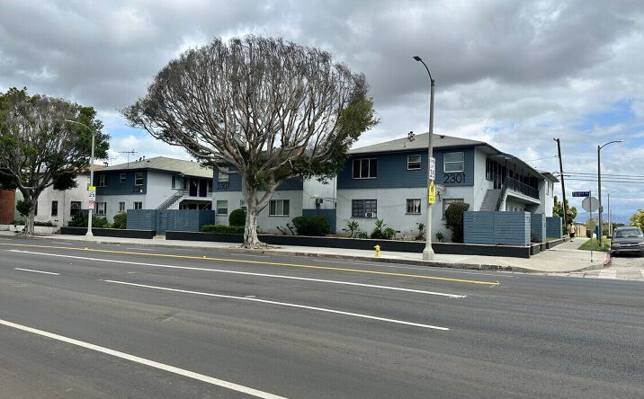 Pictures of Multifamily property located at 2301 W Florence Ave, Los Angeles, CA 90043 for sales - image #1