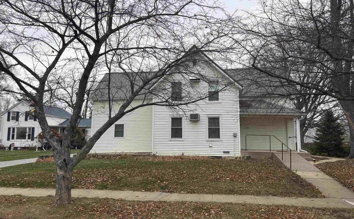 Pictures of Multifamily property located at 510 2ND Street, Dewitt, IA 52742 for sales - image #1