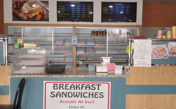 Pictures of Business for Sale property located at 469 Hartford Rd, Manchester, CT 06040 for sales - image #1