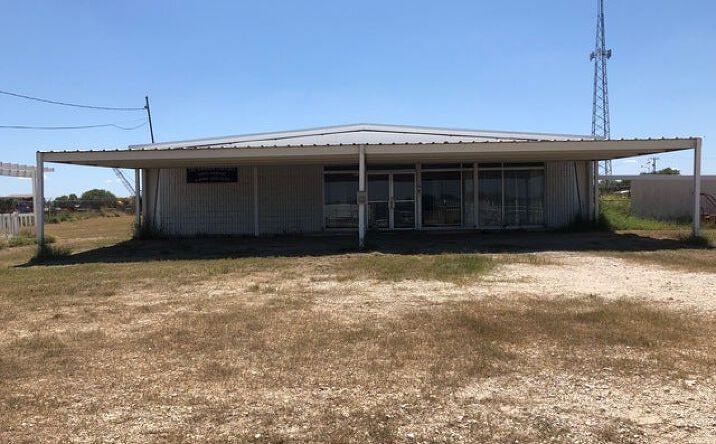Pictures of Special Purpose property located at 14550 E Interstate 10, Marion, TX 78124 for sales - image #1
